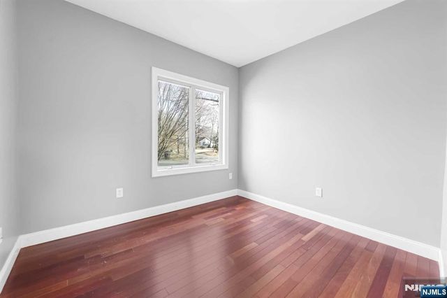 831 Pascack Road, Paramus, NJ 07652