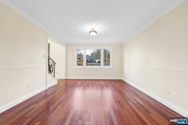 831 Pascack Road, Paramus, NJ 07652