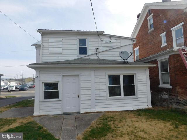 402 SOUTH MAIN STREET, Lewistown, PA 17044