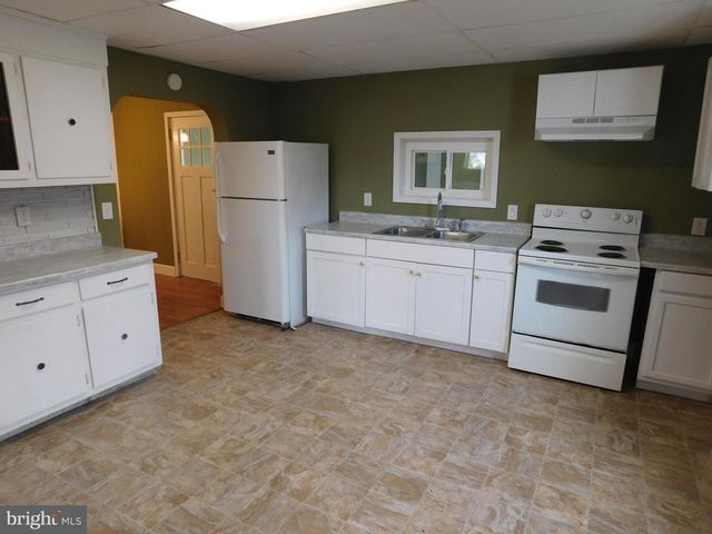 402 SOUTH MAIN STREET, Lewistown, PA 17044