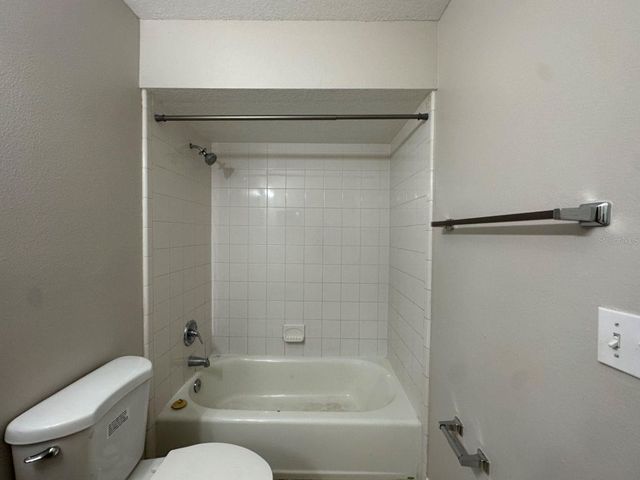 661 N DELMONTE COURT, Kissimmee, FL 34758