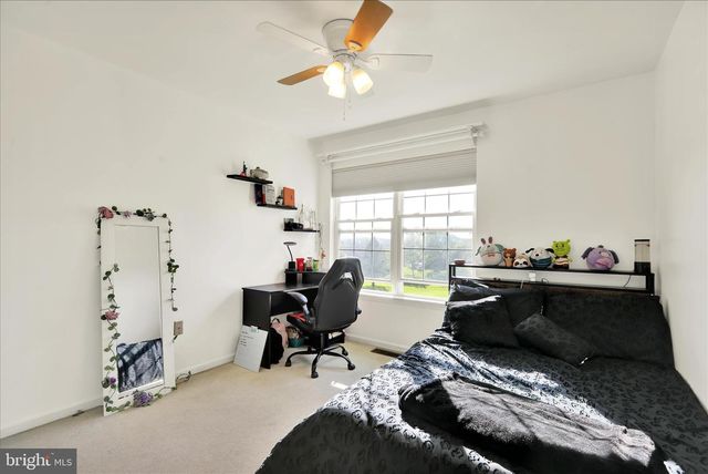 133 HICKORY LN, Reading, PA 19610