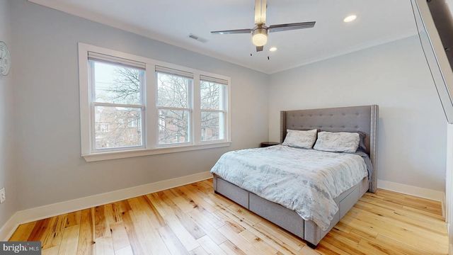 4914 3RD STREET, Washington, DC 20011