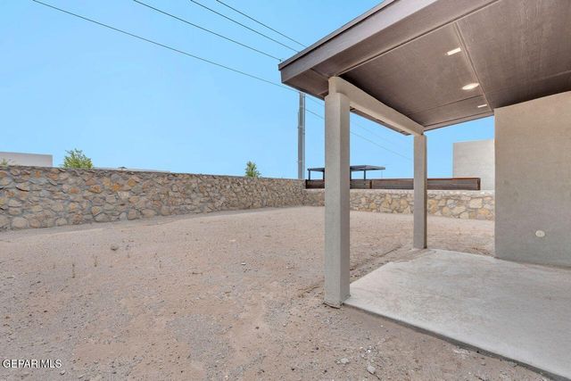 13186 ILKLEY Lane, El Paso, TX 79928