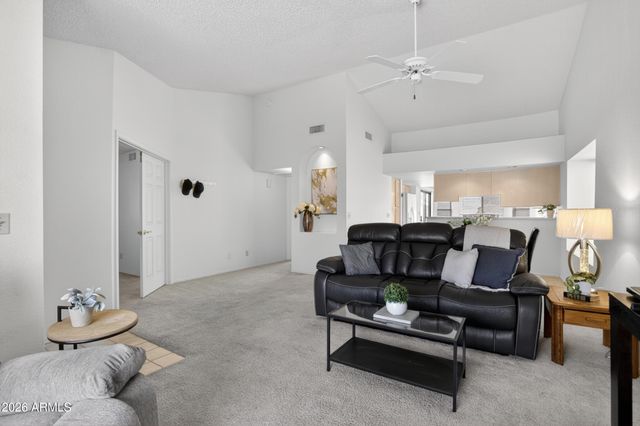 542 S HIGLEY Road 41, Mesa, AZ 85206