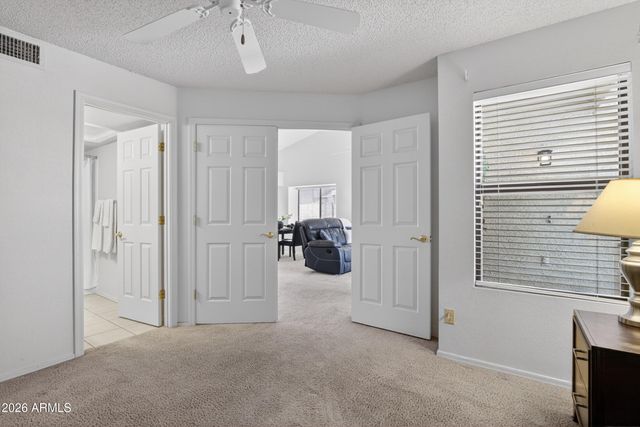 542 S HIGLEY Road 41, Mesa, AZ 85206
