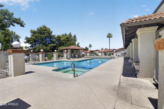 542 S HIGLEY Road 41, Mesa, AZ 85206