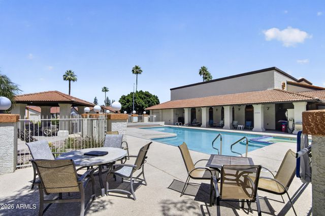542 S HIGLEY Road 41, Mesa, AZ 85206
