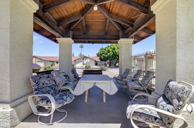 542 S HIGLEY Road 41, Mesa, AZ 85206