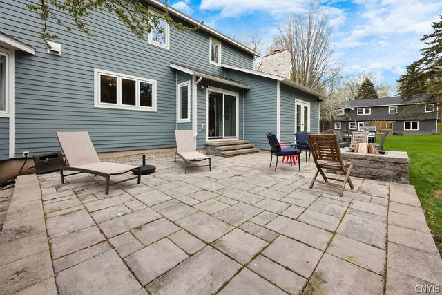 8037 Merrimac Drive, Manlius, NY 13104