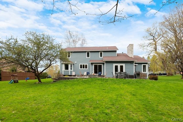 8037 Merrimac Drive, Manlius, NY 13104