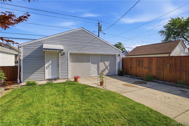 451 Westgate Road, Tonawanda, NY 14217
