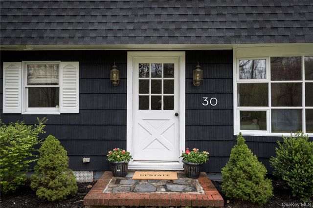 30 Old Post Road, Staatsburg, NY 12580