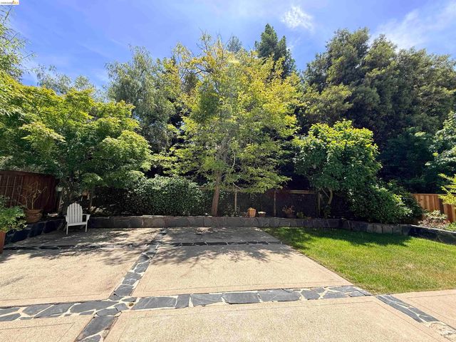 166 Catalina Drive, Hercules, CA 94547