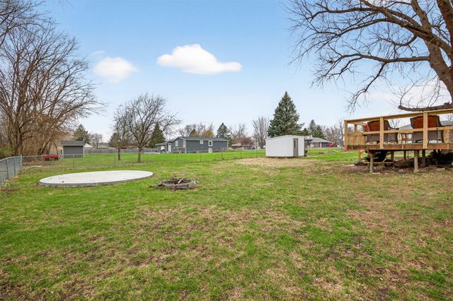 5176 NE 5th Street, Des Moines, IA 50313