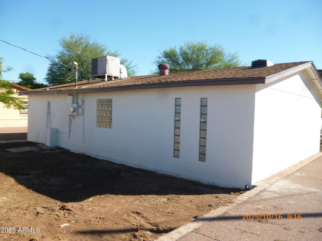 6832 N 24TH Drive N 2, Phoenix, AZ 85015 — photo 4