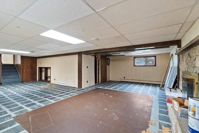 1529 LAKEVIEW DRIVE, Green Bay, WI 54313