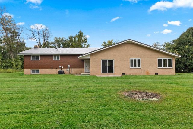 1529 LAKEVIEW DRIVE, Green Bay, WI 54313