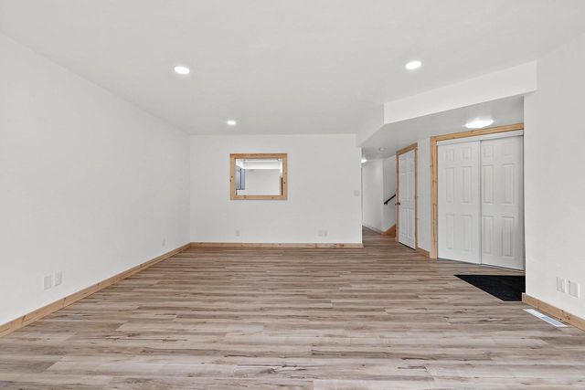 1529 LAKEVIEW DRIVE, Green Bay, WI 54313