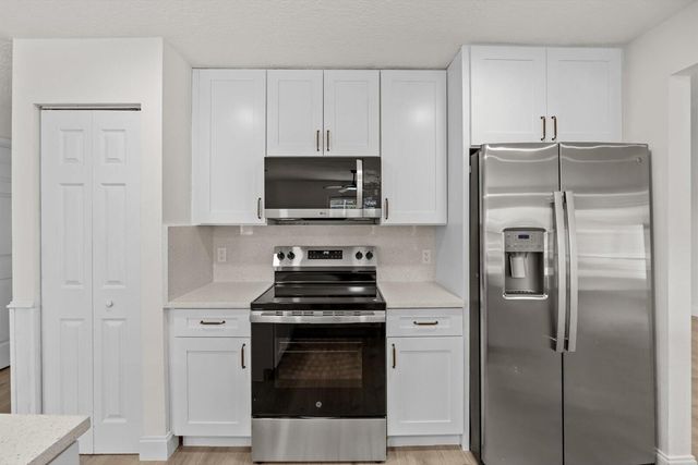 218 Las Palmas Street, Royal Palm Beach, FL 33411