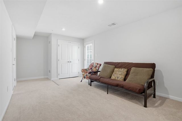 200 Olivia Way, Ross Twp, PA 15237