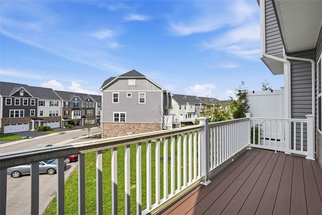 200 Olivia Way, Ross Twp, PA 15237