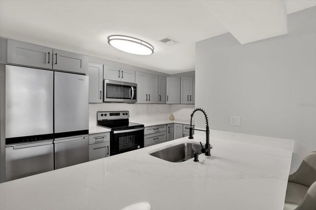 345 BAYSHORE BOULEVARD 302, Tampa, FL 33606