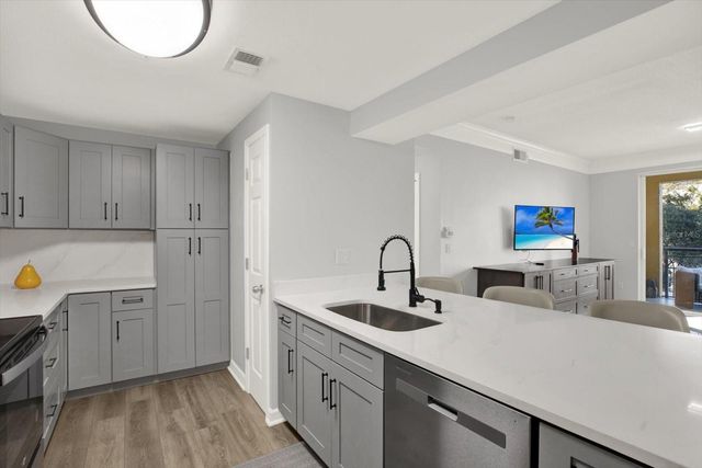 345 BAYSHORE BOULEVARD 302, Tampa, FL 33606