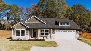 1168 W Rutledge Avenue, Gaffney, SC 29341