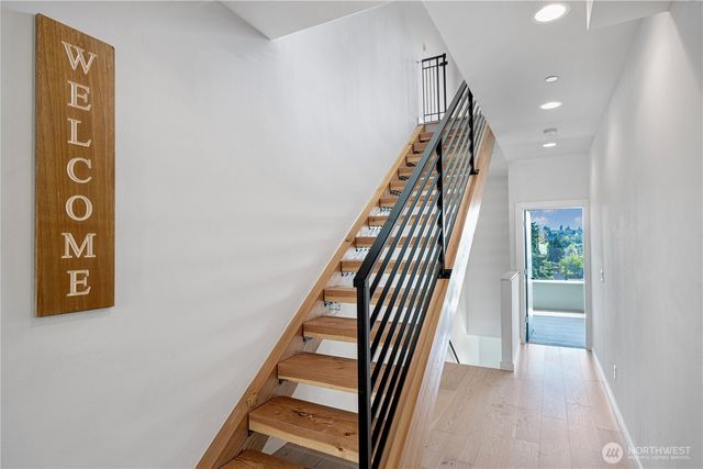 1546 Sturgus Avenue S, Seattle, WA 98144