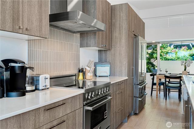 1546 Sturgus Avenue S, Seattle, WA 98144