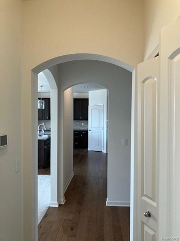 1873 Elizabeth Lane, Ypsilanti, MI 48198