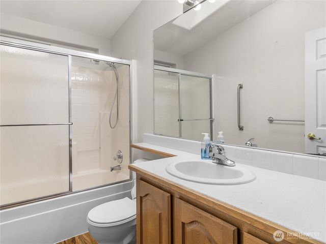 5730 89 Street E #4, Puyallup, WA 98371