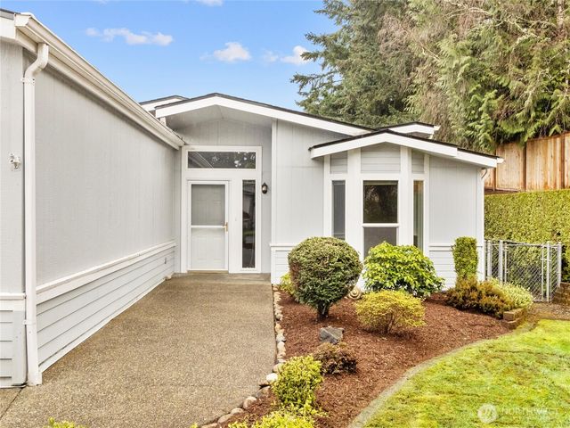 5730 89 Street E #4, Puyallup, WA 98371