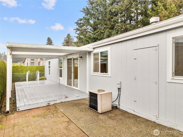 5730 89 Street E #4, Puyallup, WA 98371