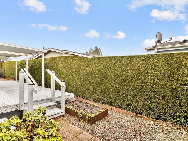 5730 89 Street E #4, Puyallup, WA 98371