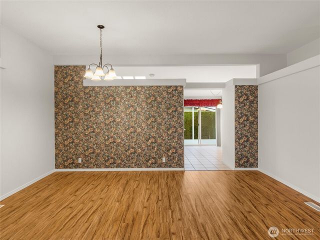 5730 89 Street E #4, Puyallup, WA 98371