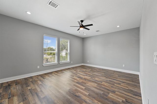 7704 Sealey Street, Houston, TX 77088