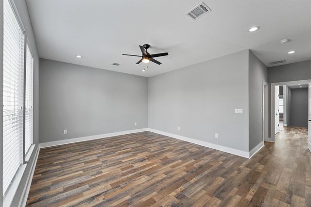 7704 Sealey Street, Houston, TX 77088