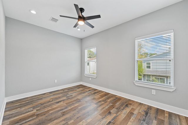 7704 Sealey Street, Houston, TX 77088