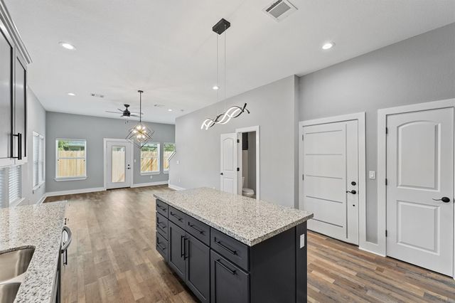 7704 Sealey Street, Houston, TX 77088