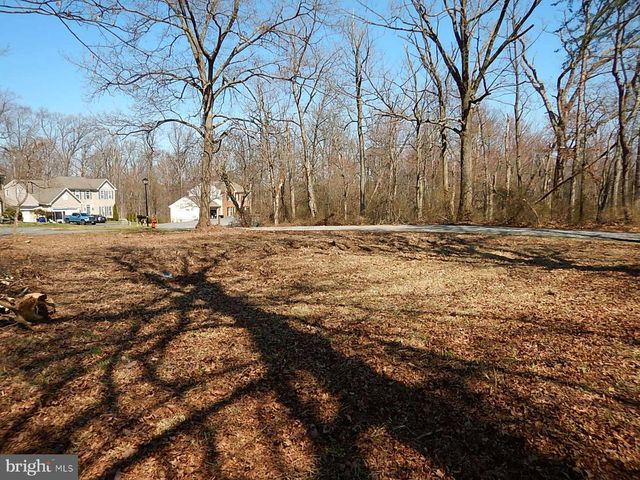 SILVER LAKE DR, Perry Hall, MD 21128