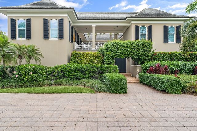 290 Bermuda Bay Lane, Vero Beach, FL 32963