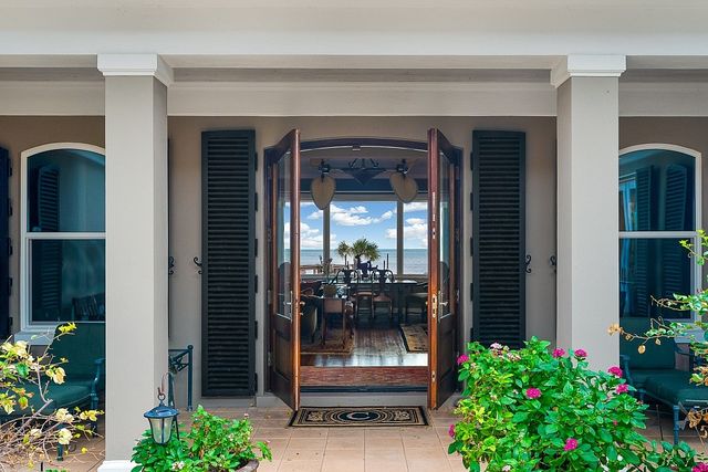 290 Bermuda Bay Lane, Vero Beach, FL 32963