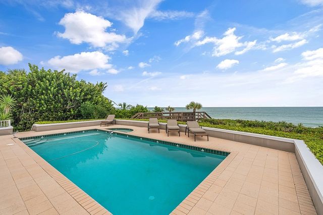 290 Bermuda Bay Lane, Vero Beach, FL 32963