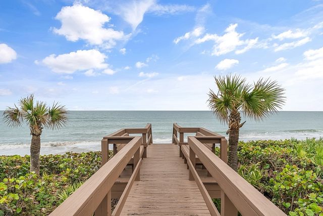 290 Bermuda Bay Lane, Vero Beach, FL 32963