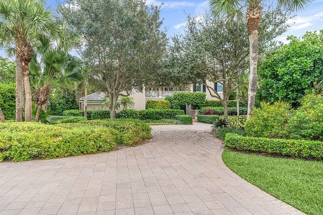 290 Bermuda Bay Lane, Vero Beach, FL 32963