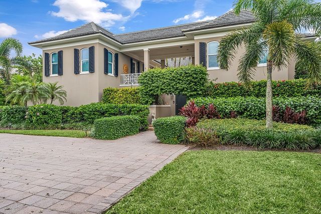290 Bermuda Bay Lane, Vero Beach, FL 32963