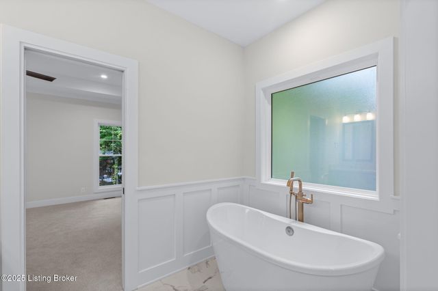 207 Cherry Hill Rd, Pewee Valley, KY 40056