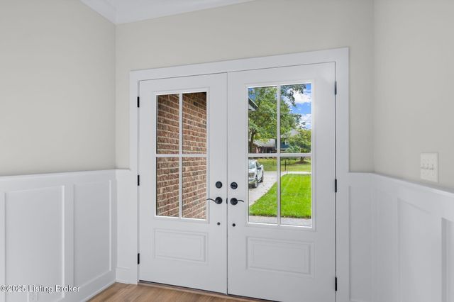 207 Cherry Hill Rd, Pewee Valley, KY 40056